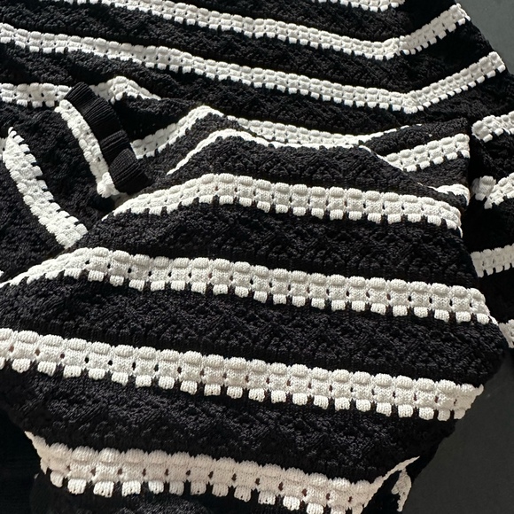 Black and White Two-Tone Striped Crochet Pullover with Ruffle Details - Picture 6 of 9